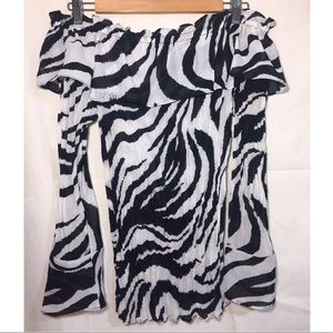 Allison Taylor off the shoulder top medium